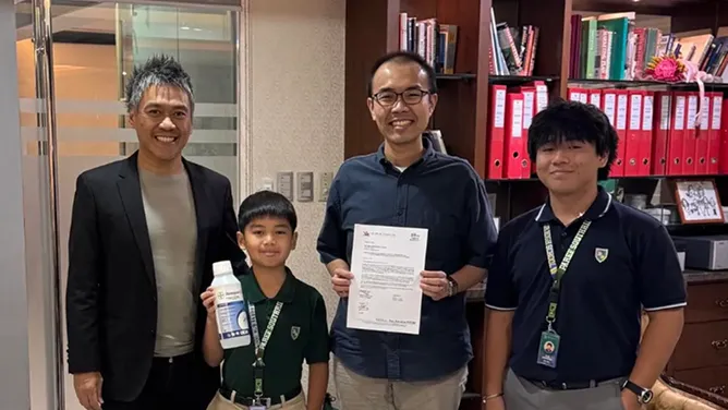 Seven Damien Pastor Alog
Dewann Pastor Alog